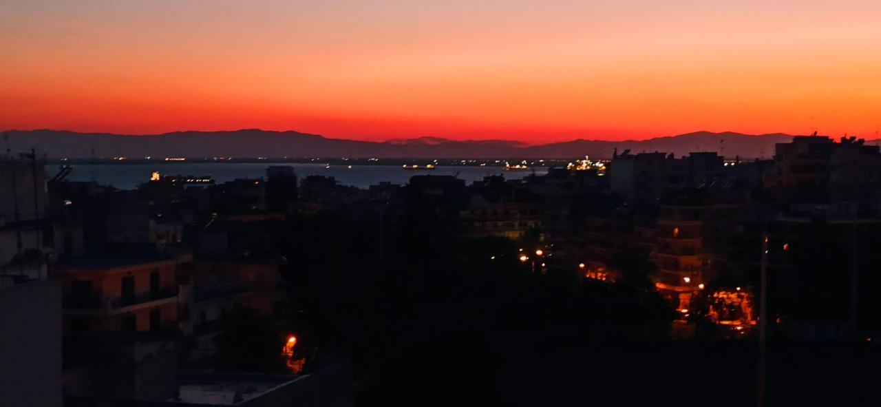 Sunset Rooftop Apartment 테살로니키 외부 사진