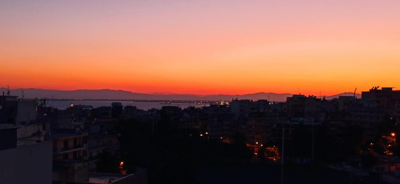 Sunset Rooftop Apartment 테살로니키 외부 사진
